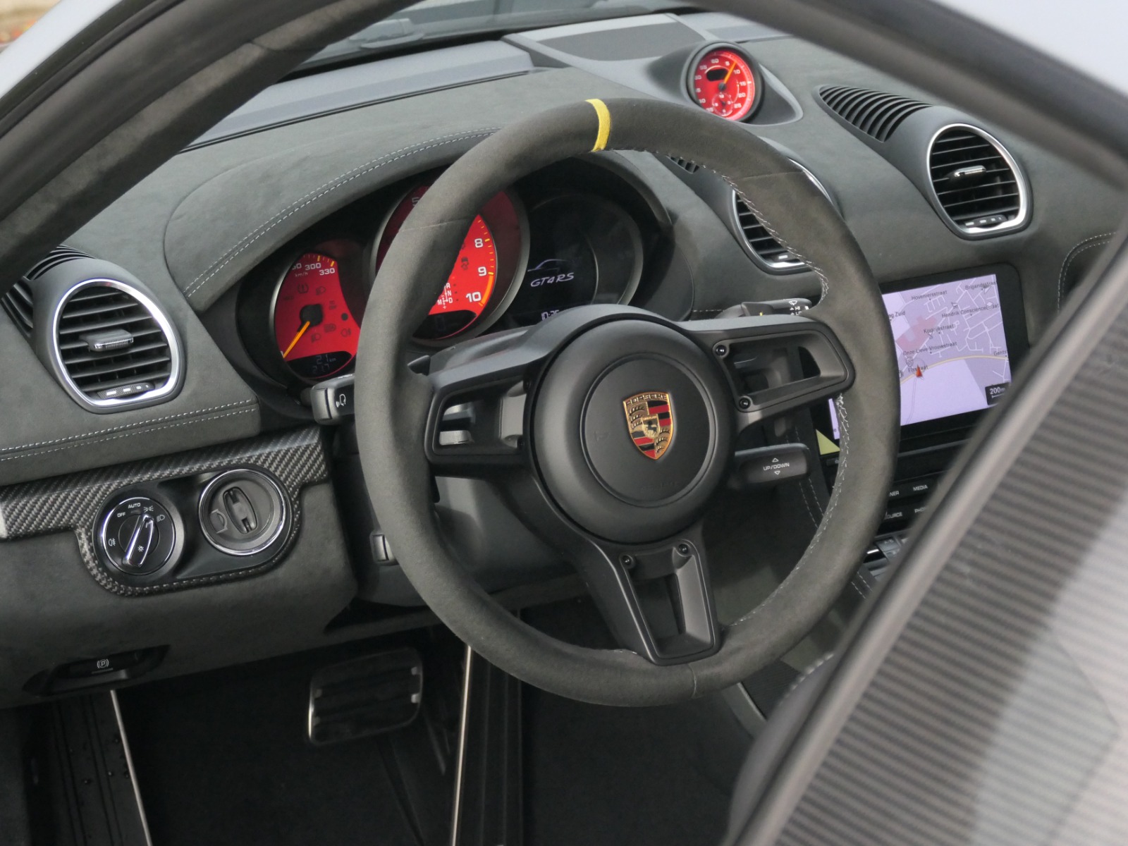 043a20f7 5b76 4c89 a451 badeae8708ae