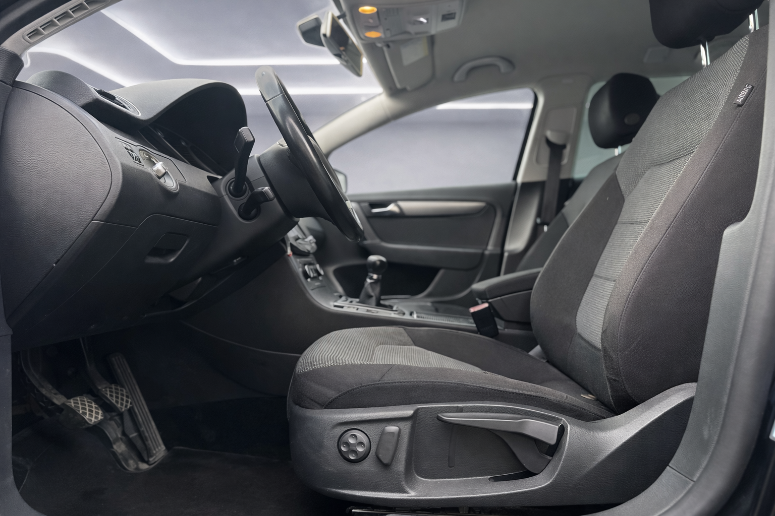 0DB90E90 DB24 4D5F 9C9F 65843D9FCF81